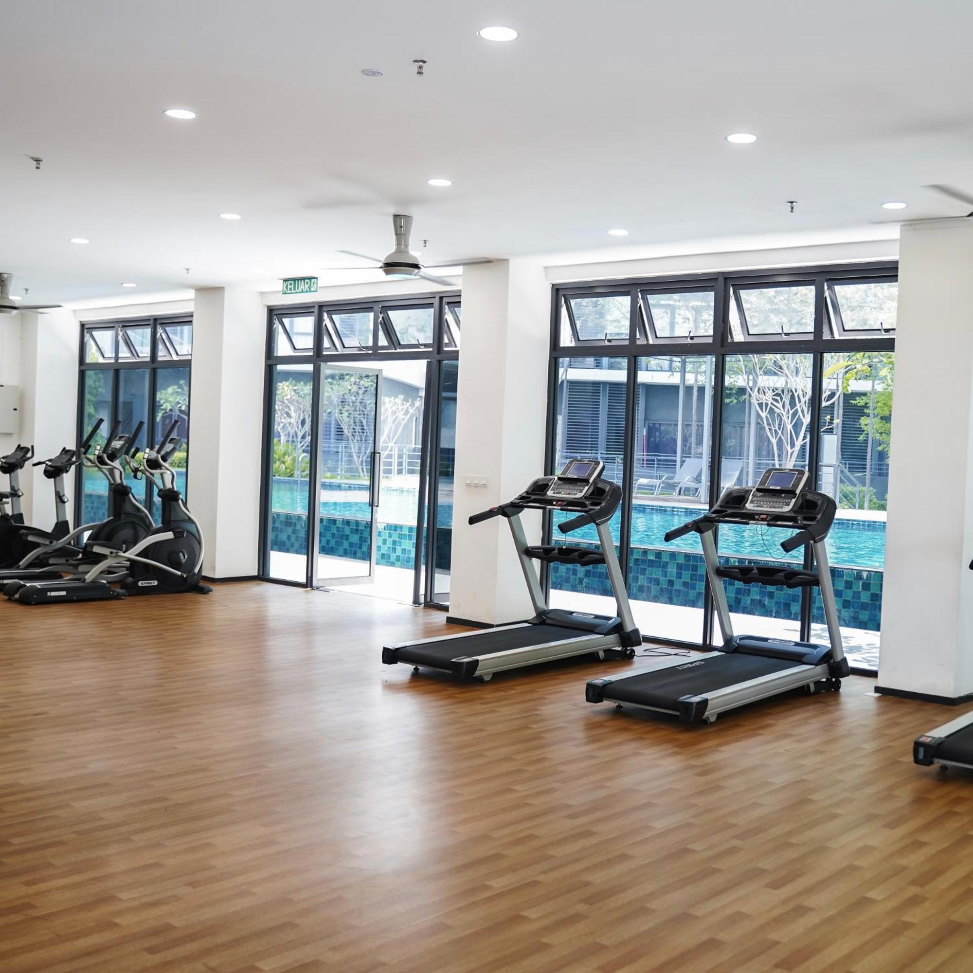 Klia Airport Apartment *