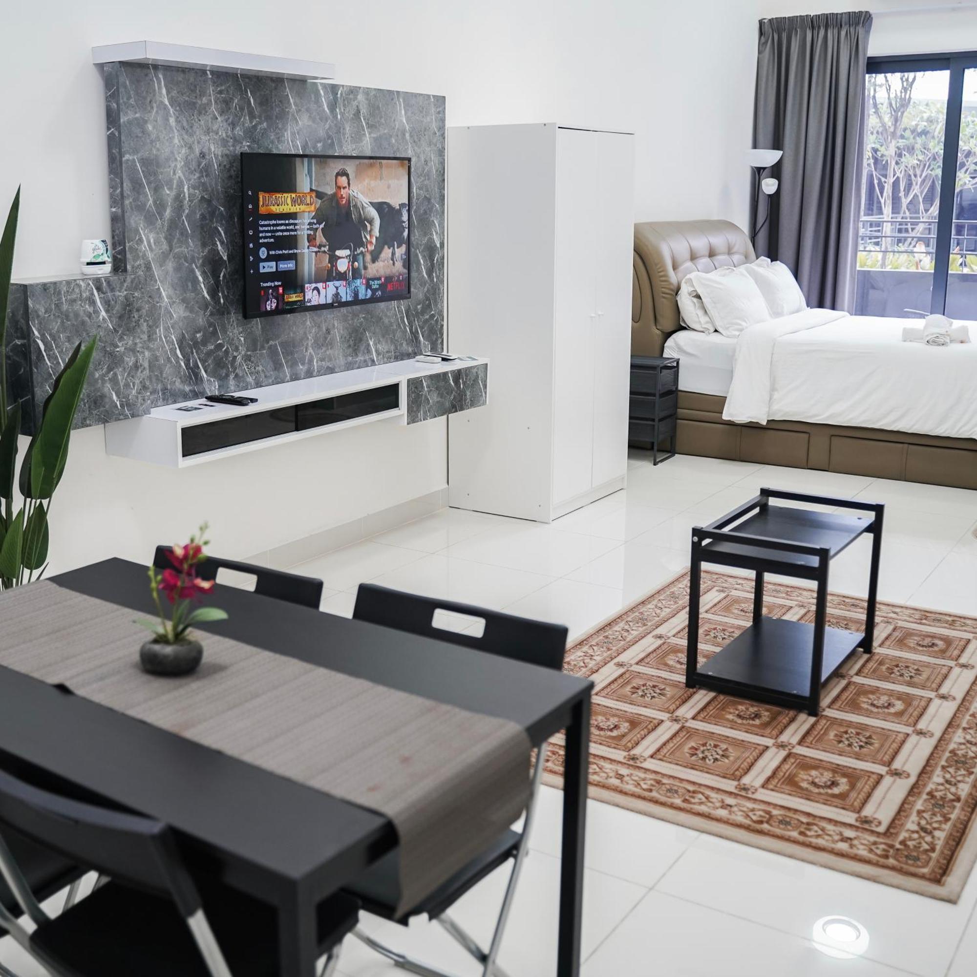 Klia Airport Apartment